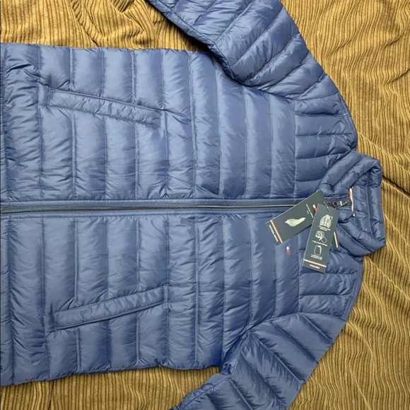 NWT Tommy Hilfiger Jacket! - Picture 2 of 6